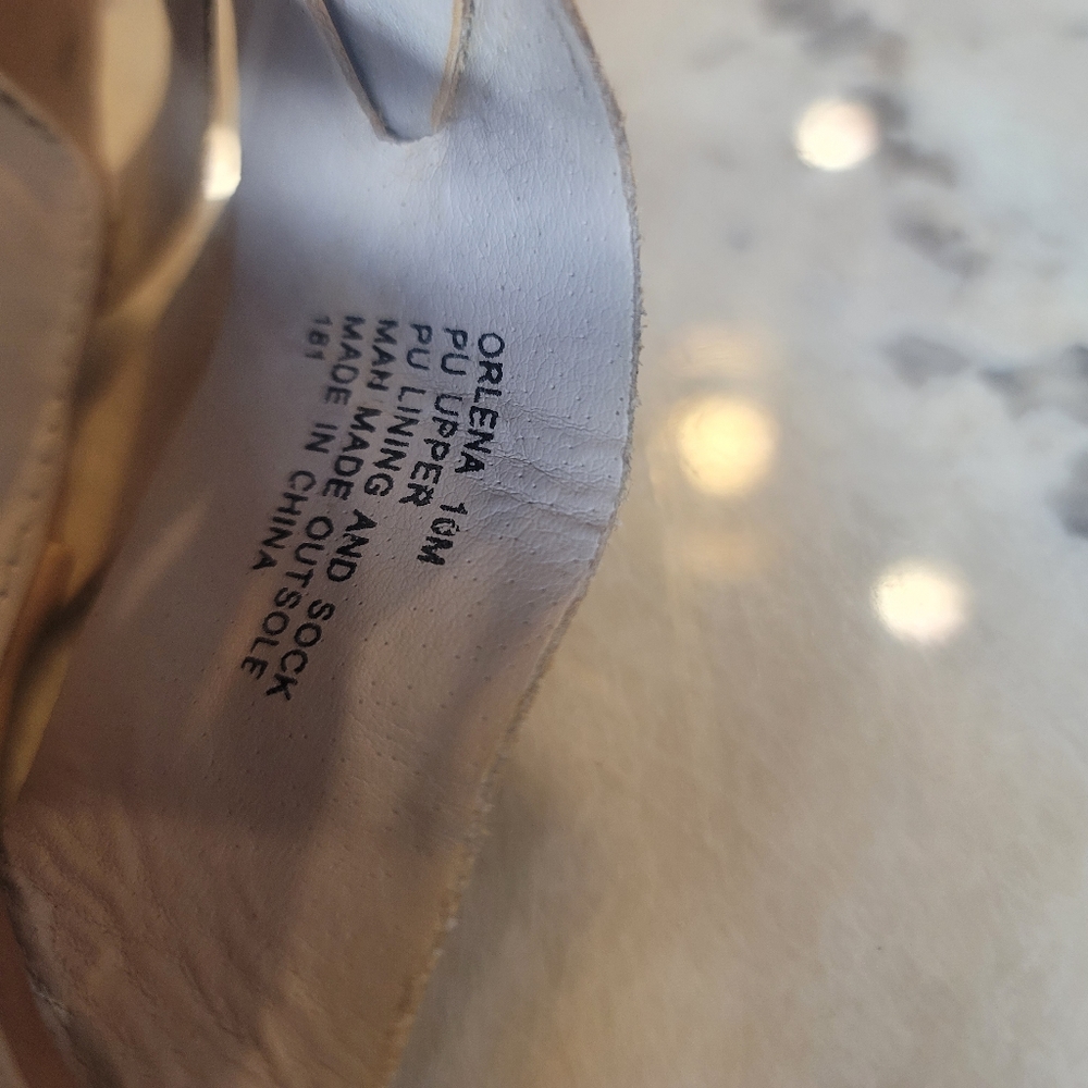 Steve Madden Tan wedge sandals, sz 10 - Picture 4 of 8